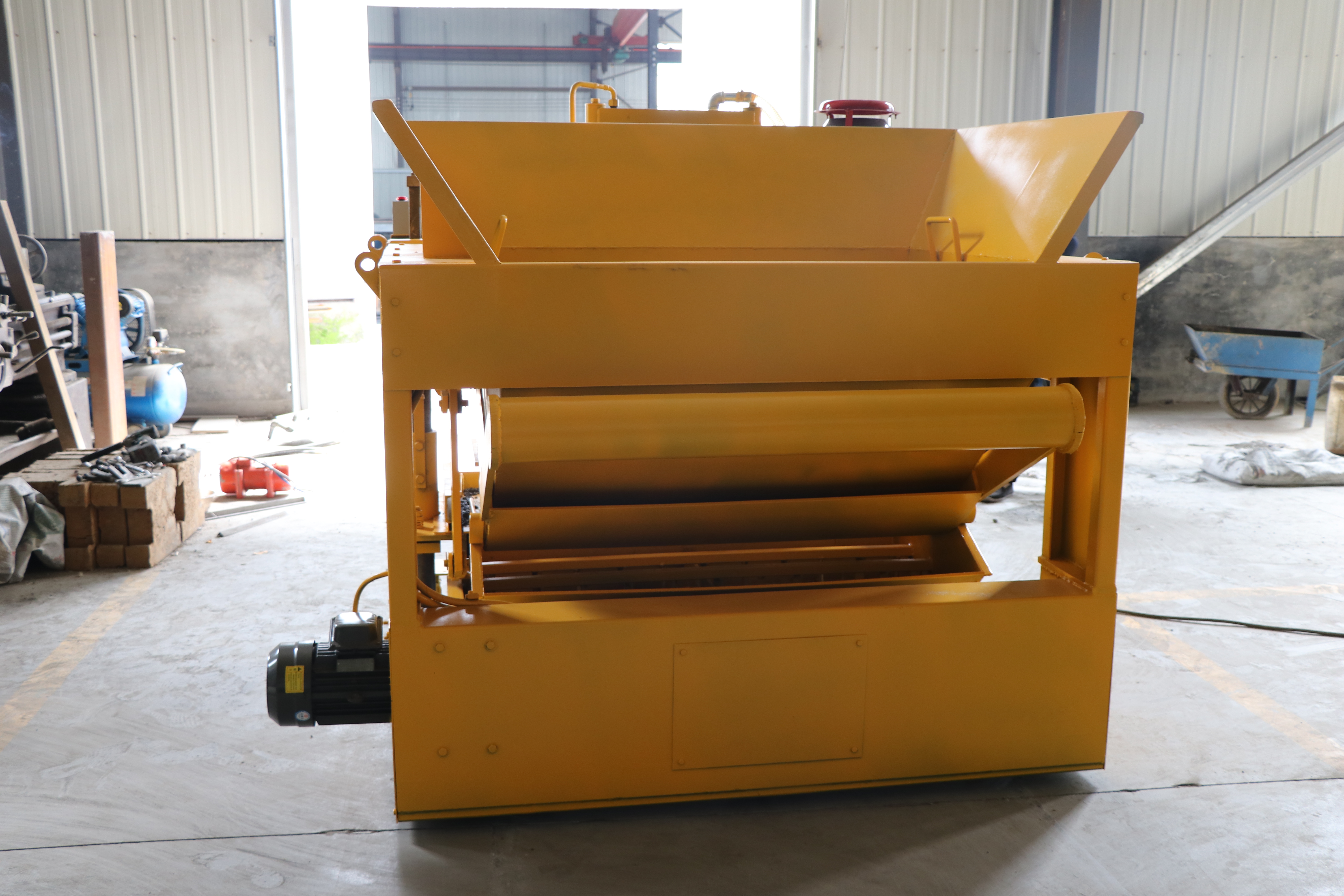 hollow cement interlock interlocking brick making machinery automatic car egg laying concrete block machine
