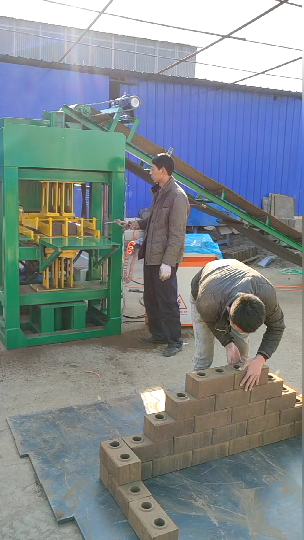 QT2-10 Semi Automatic Clay Block Making Machine Earth Soil Lego Brick Machine