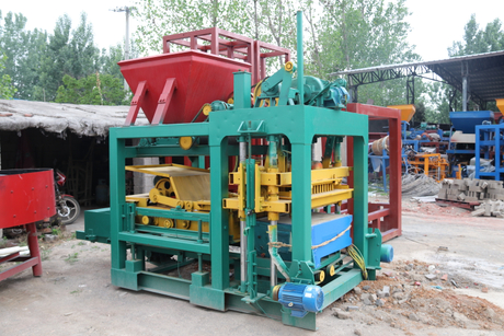 QT4-25 factory without hole solid brick machine hollow blcok molding machine in China
